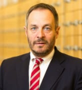 Hölvényi György
